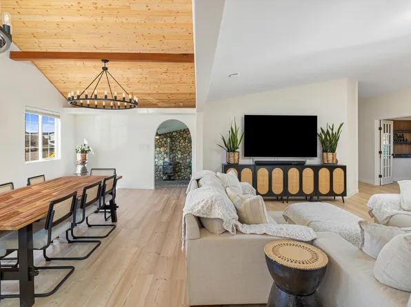 34 Private Drive 1690 Hwy #Us-285, Ojo Caliente, NM 87549