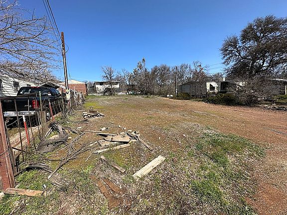 3rd image of 16174 13th Ave