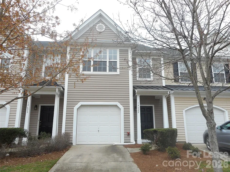14622 Lions Paw St