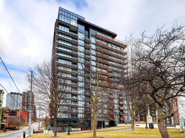21 Park St E #318, Mississauga, ON L5G 0C2