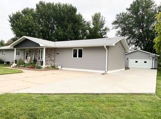 4227 Utah Ave, Grand Island, NE 68803