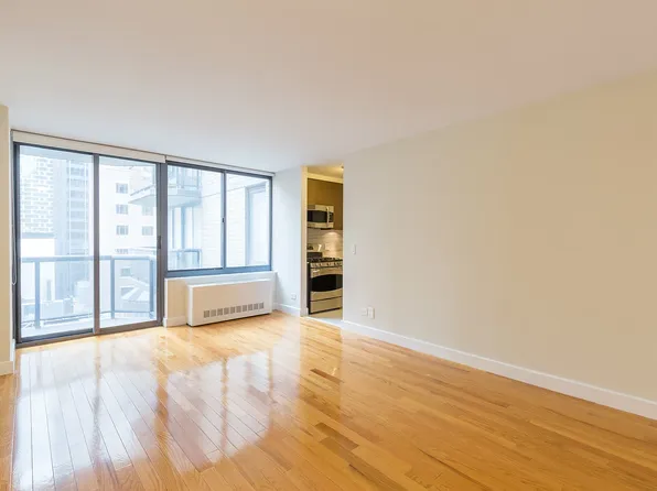 235 W 48th St, New York, NY