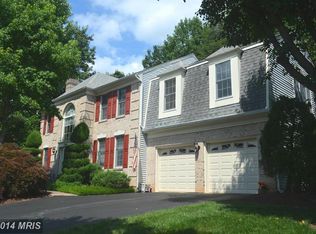 5389 Harrow Ln, Fairfax, VA 22030