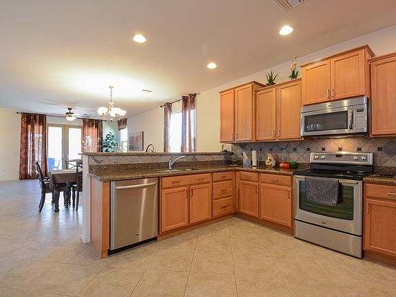 4th image of 8647 N Western Juniper Ter