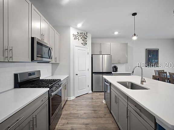 2nd image of 109 Sifted Grain Rd