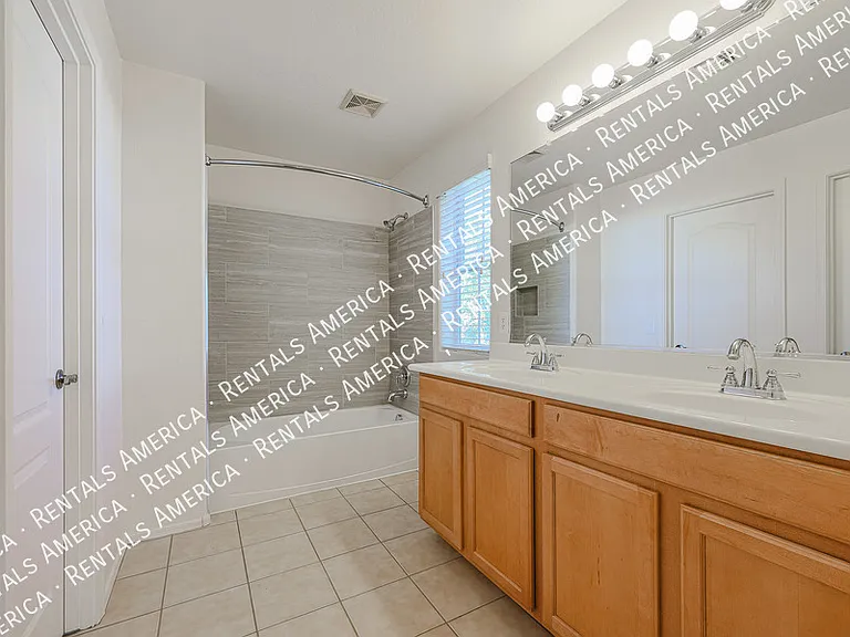 10146 E Isleta Ave — Photo 27