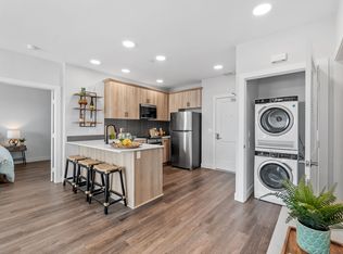 Alante, San Diego, CA 92128
