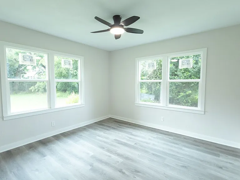 1720 Ethel Ave — Photo 12