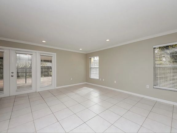 4th image of 8512 Cedar Cove Ct