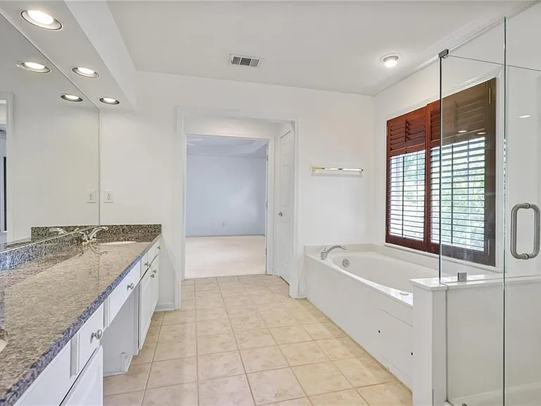 2024 Wrights Mill Cir NE — Photo 17