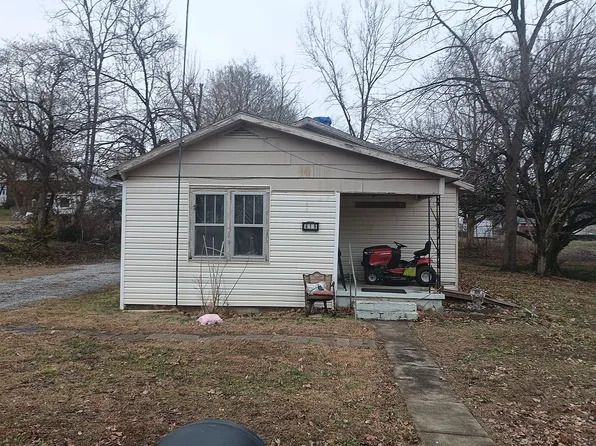 419 W Elm St, Marion, KY 42064