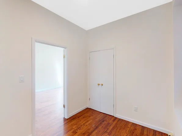 2074 Frederick Douglass Boulevard image 9 of 11