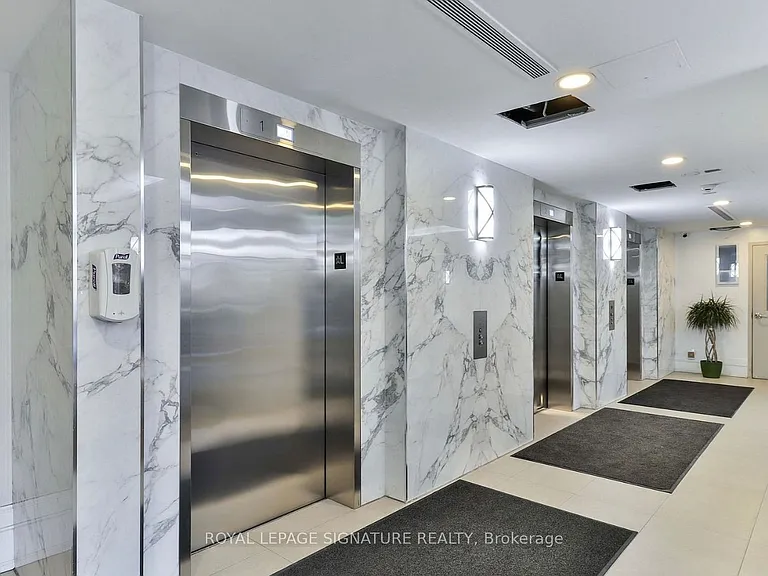 309 Major Mackenzie Dr E #501 — Photo 21