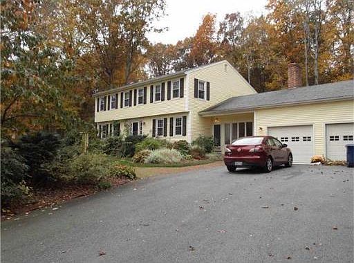 3rd image of 155 Heritage Dr