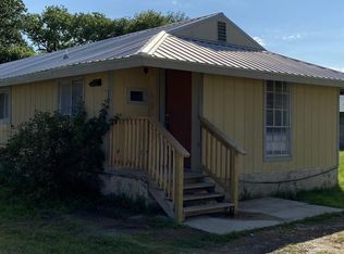 105 Salinas Rd, San Marcos, TX 78666