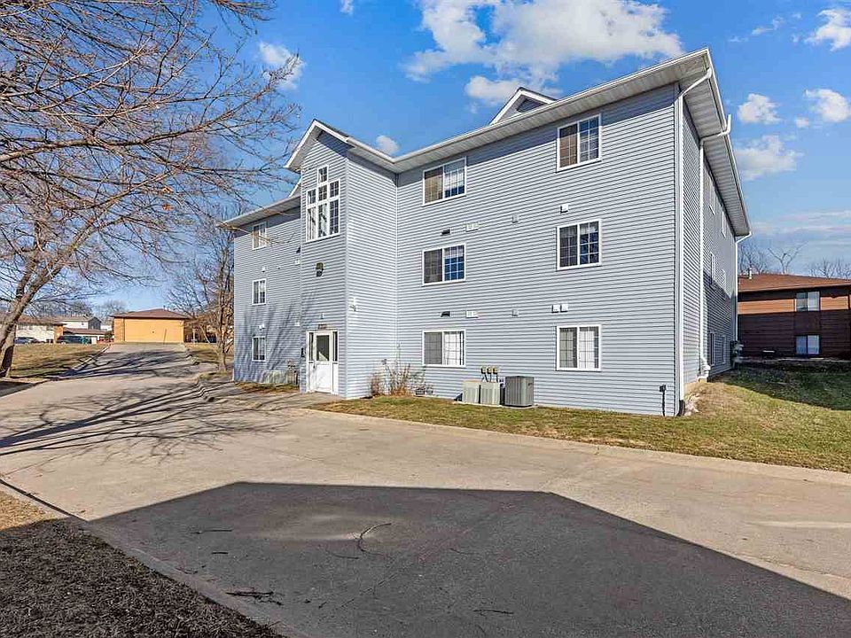 1st image of 930A Boston Way Unit 11