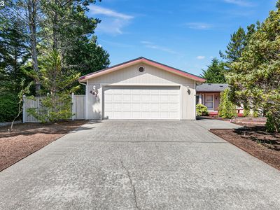 461 Sherwood Loop, Florence, OR, 97439