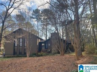 6640 Remington Dr, Pelham, AL 35124