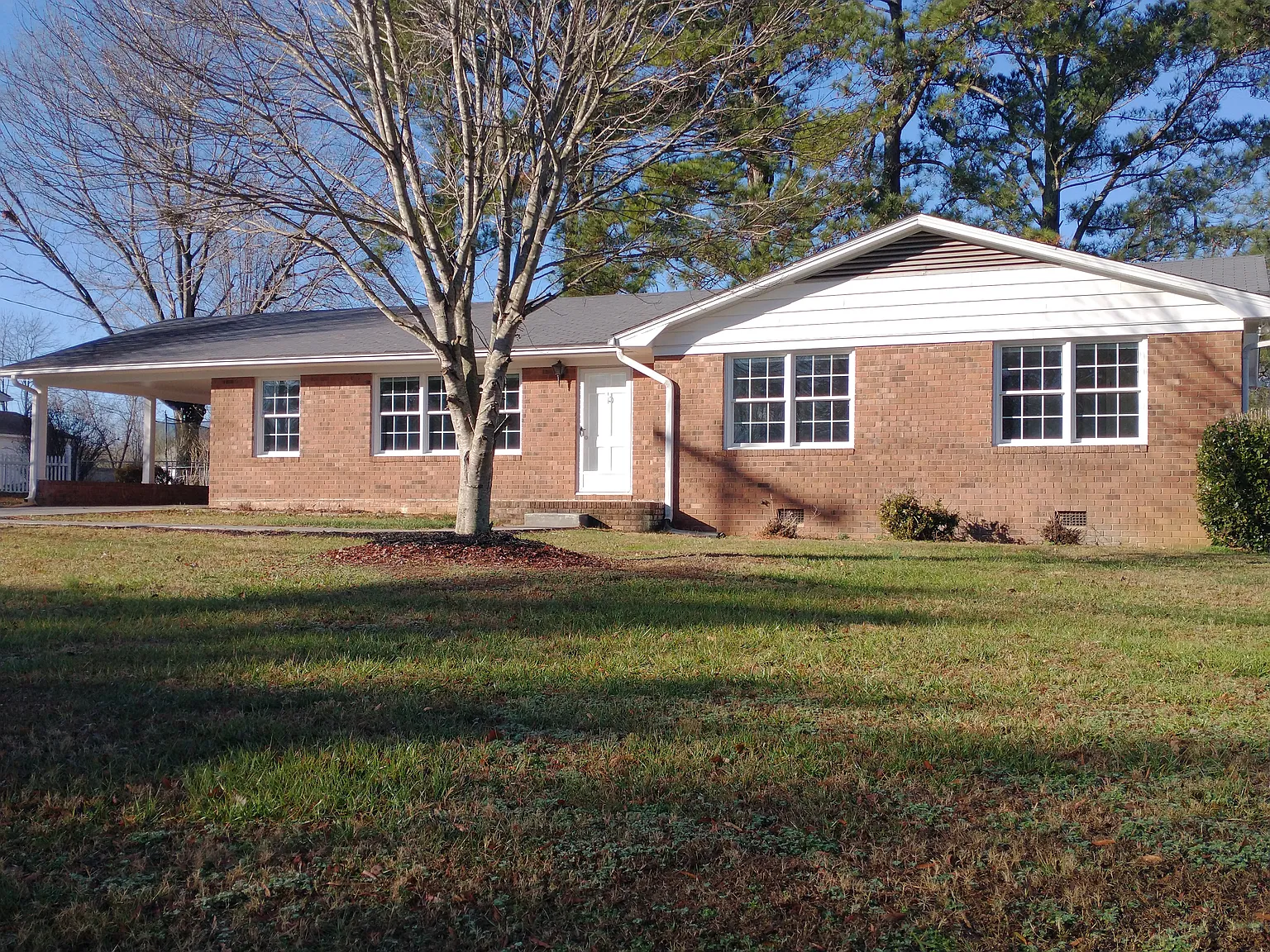 3 bed, 1710 sqft, $1,850 — Photo 1
