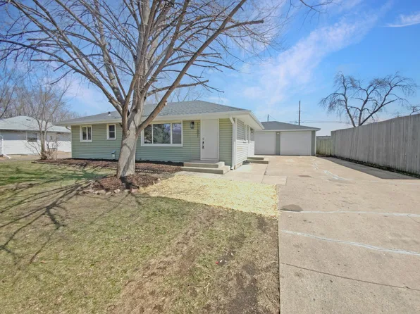 11601 Wren St NW, Coon Rapids, MN 55433