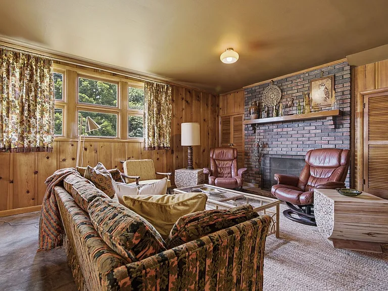 5028 Danby Dr — Photo 22