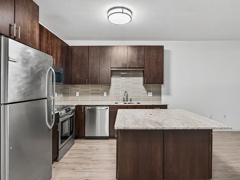The Flats at West End — Photo 45