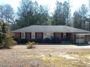 7299 Laurinburg Rd, Raeford, NC 28376