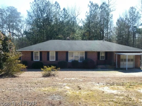 7299 Laurinburg Rd, Raeford, NC 28376