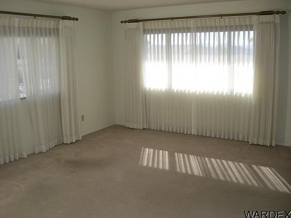 2nd image of 3921 Doeskin Ln