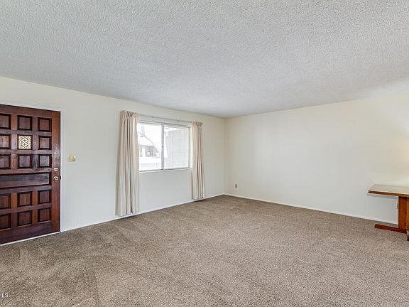 4th image of 9129 E Grandview Dr