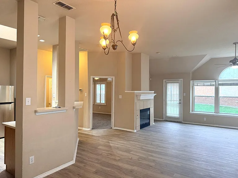 4501 Aspen Glen Rd — Photo 10