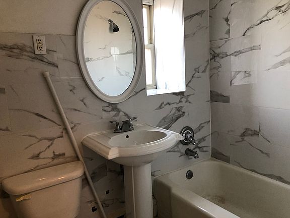 2nd image of 37 Duncan Ave APT 4A