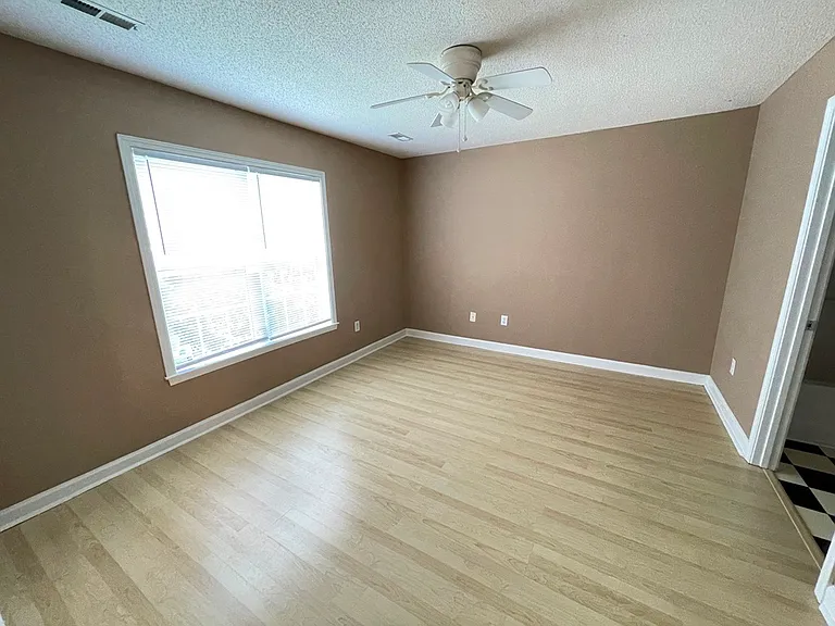 3436 Westgate Dr — Photo 14