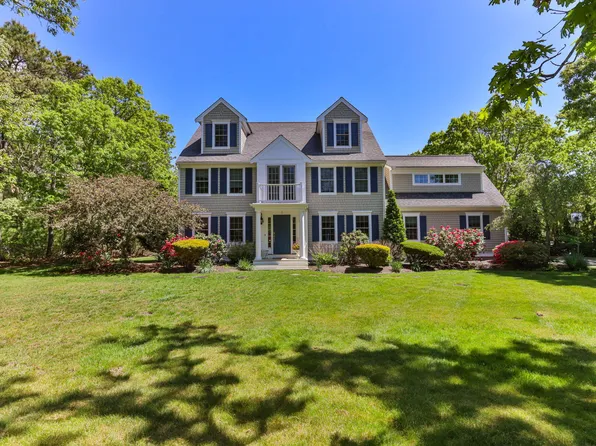 1 Anthony's Way, Mashpee, MA 02649