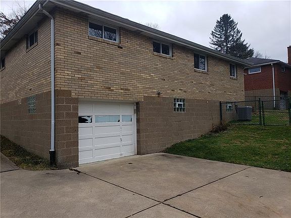 2nd image of 2809 Franklynn Dr