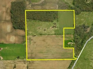 Dowling Rd, Omro, WI 54963