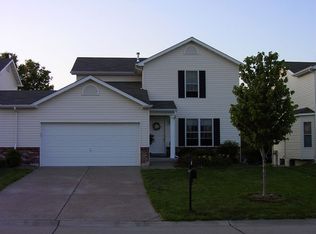 28 Deer Grove Dr, Saint Peters, MO 63376