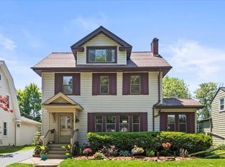 97 Tarrytown Rd, Rochester, NY 14618