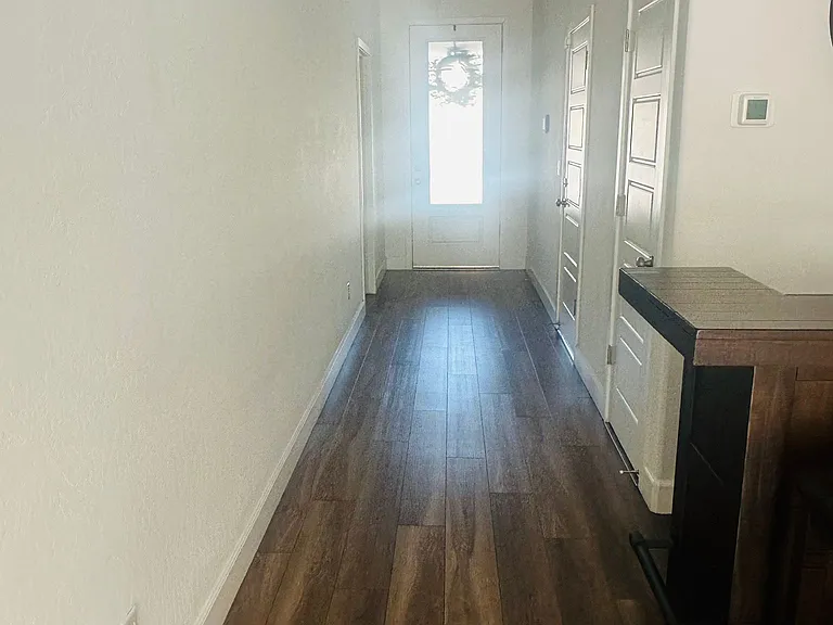 E Truman Ave — Photo 24