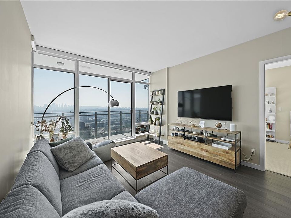 1st image of 4485 Skyline Dr #2809
