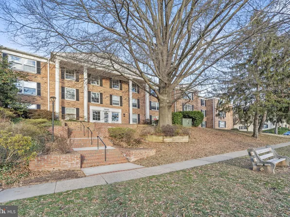 7640 Tremayne Pl APT 110, Mc Lean, VA 22102