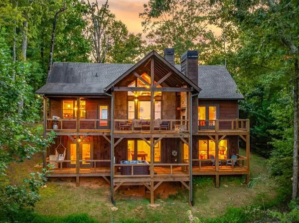 401 Sunrock Mountain Trce, Blue Ridge, GA 30513