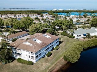 1107 Edgewater Cir, Bradenton, FL 34209