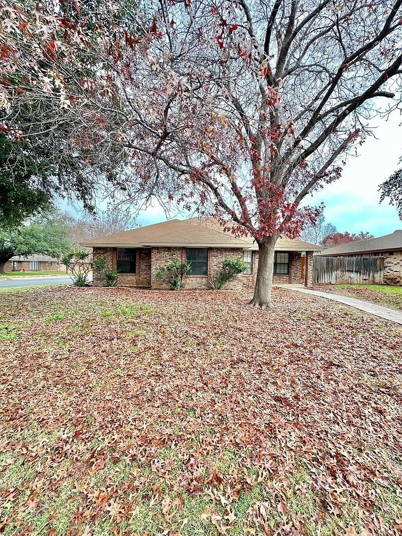 Coming Soon | Spacious Home In The Southland Neighborhood! — Photo 1