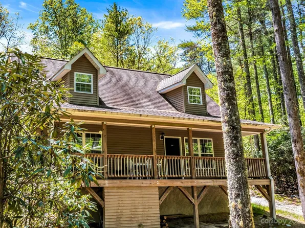 348 Fjord Rd, Rosman, NC 28772