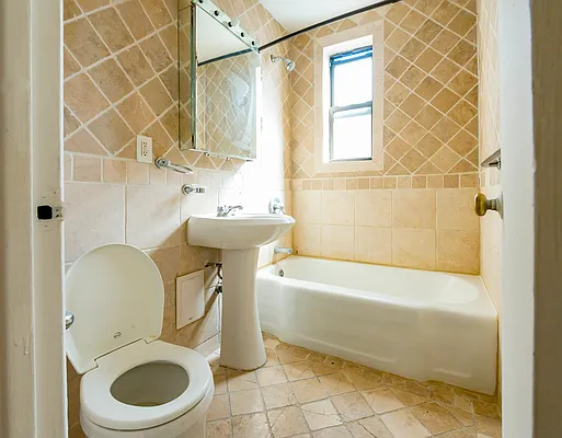 Sold by The Leveque Group, LLC | media 24