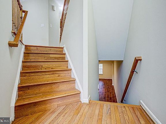 4th image of 5304 Waldo Dr