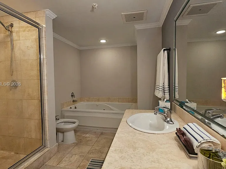17375 Collins Ave #2304 — Photo 19