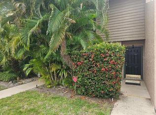 956 Sunridge Dr #H-2, Sarasota, FL 34234