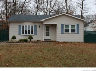 188 Stowaway Rd, Manahawkin, NJ 08050